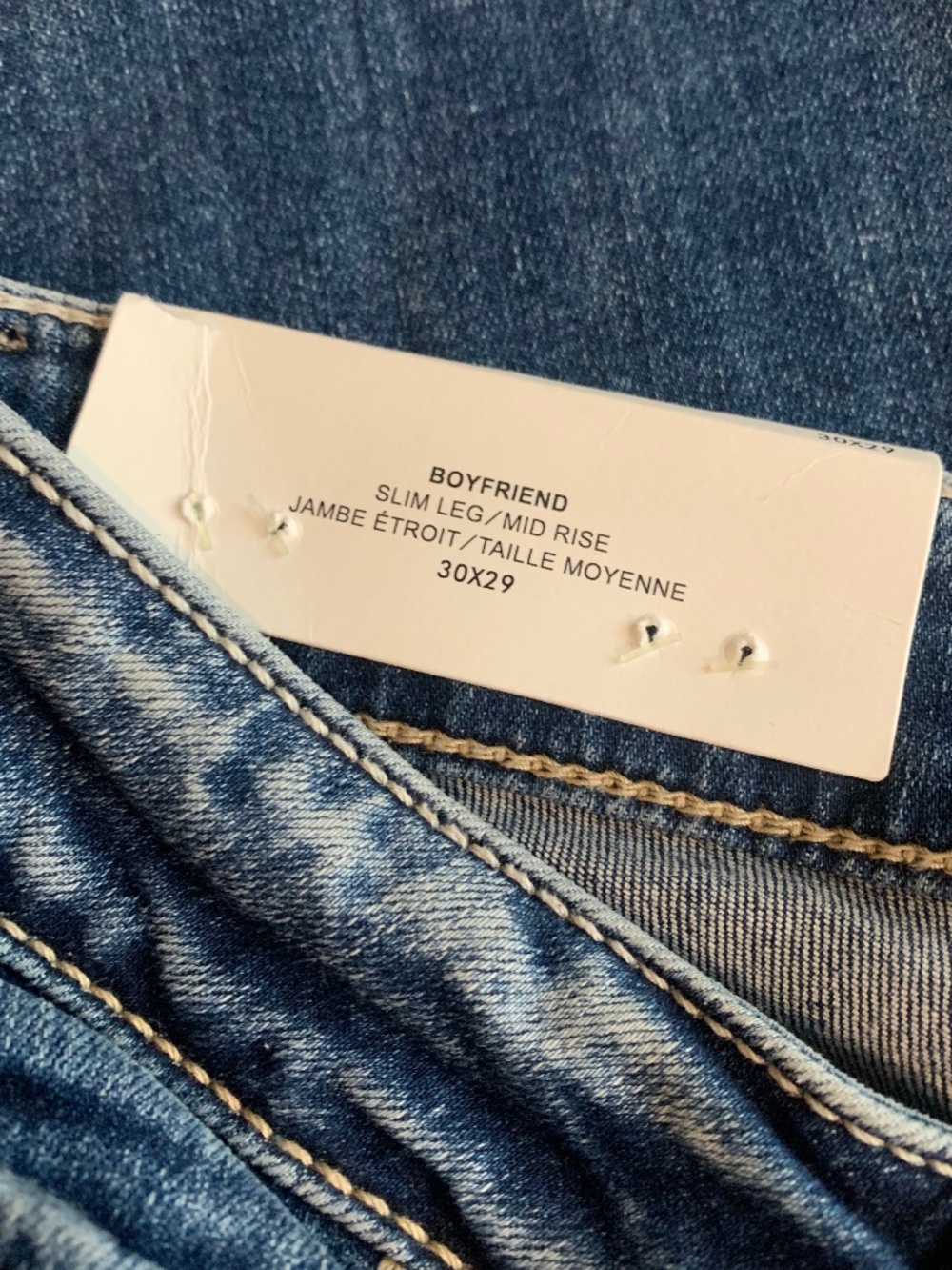 Silver NWT Boyfriend Mid-Rise Slim Leg Jeans Distressed 30 - Picture 8 of 9